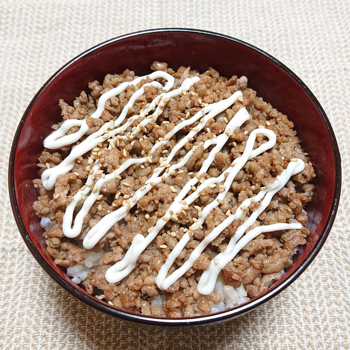 豚挽肉の焼き肉マヨ丼